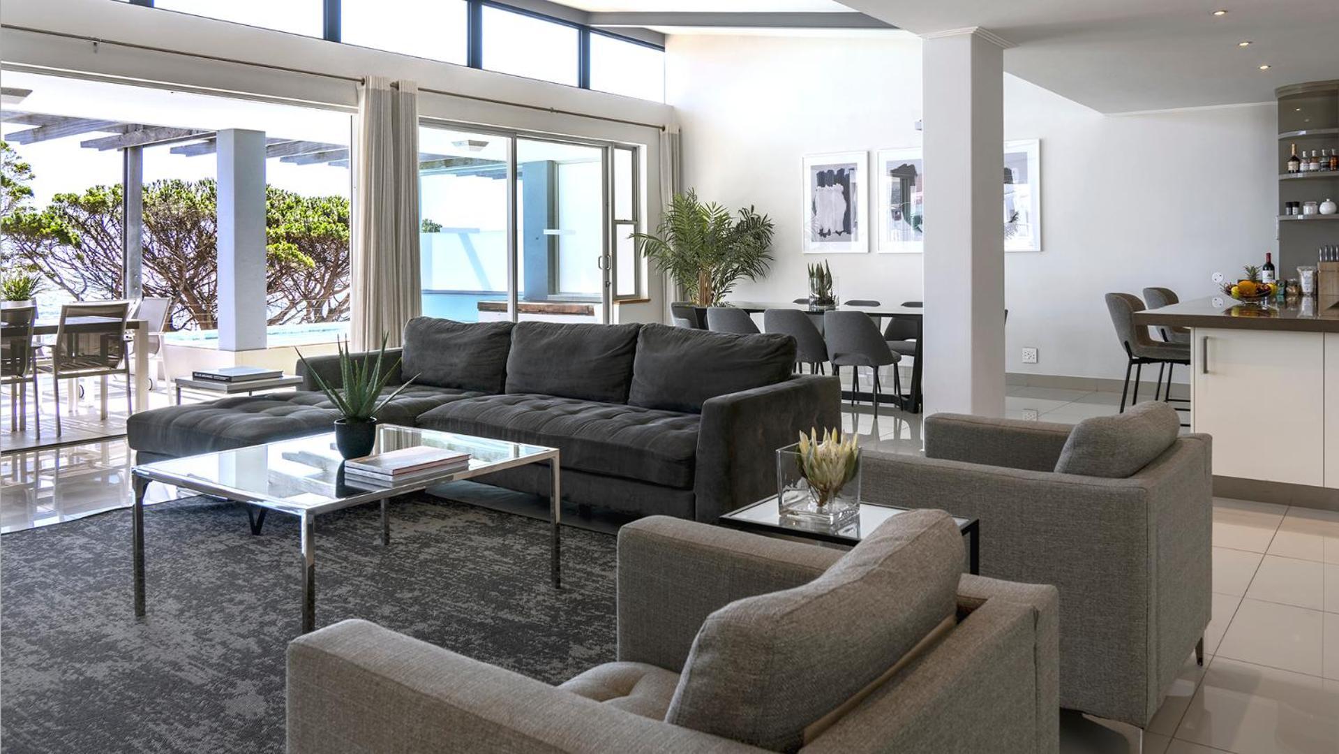 Blue Views Penthouse Beachfront Apartment With Pool Κέιπ Τάουν Εξωτερικό φωτογραφία