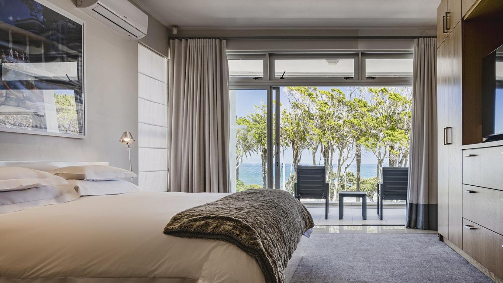 Blue Views Penthouse Beachfront Apartment With Pool Κέιπ Τάουν Εξωτερικό φωτογραφία