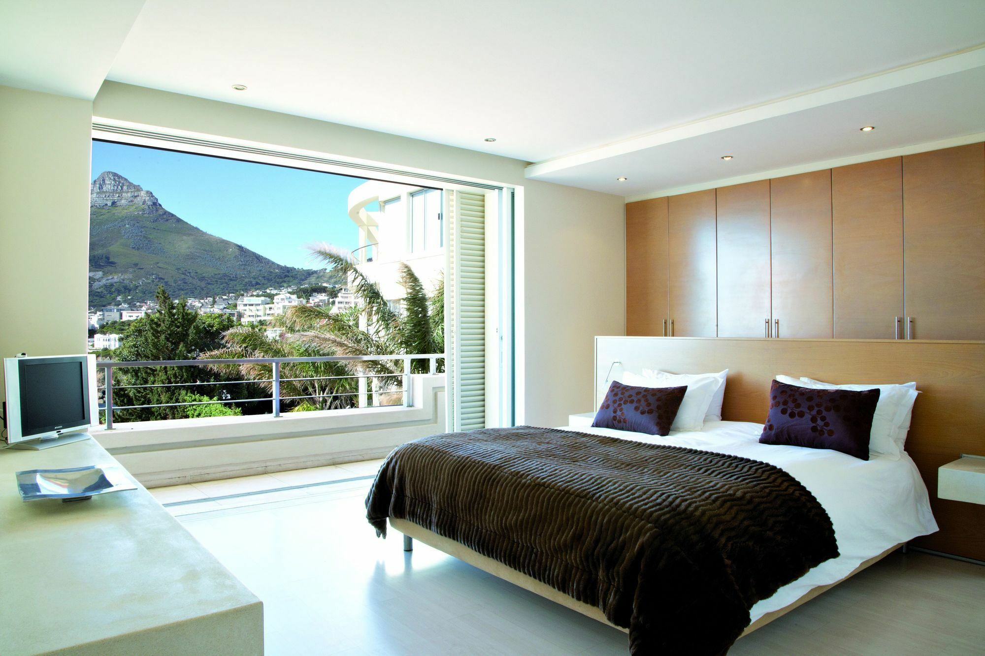 Blue Views Penthouse Beachfront Apartment With Pool Κέιπ Τάουν Εξωτερικό φωτογραφία